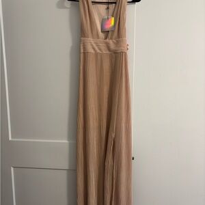 Elegant Nude Dress with Plunge Neckline